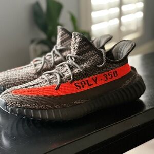 Adidas Yeezy Boost 350 V2 Carbon Beluga